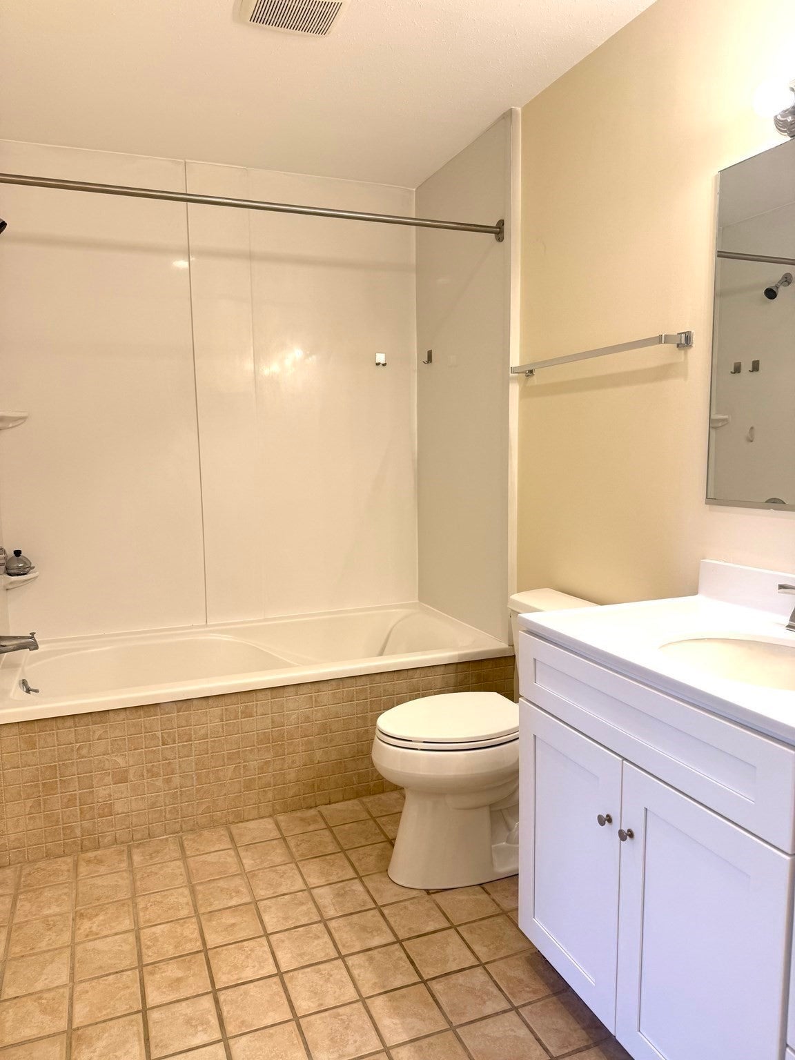 36 Village Road #704, Middleton, MA, 36 Village Road #704, Middleton, MA Photo #10
