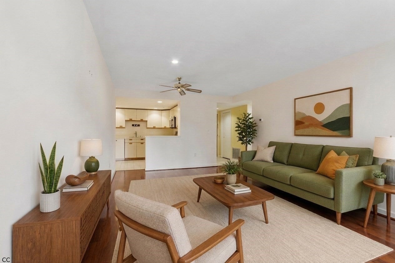 321 Place Ln 321, Woburn MA 01801