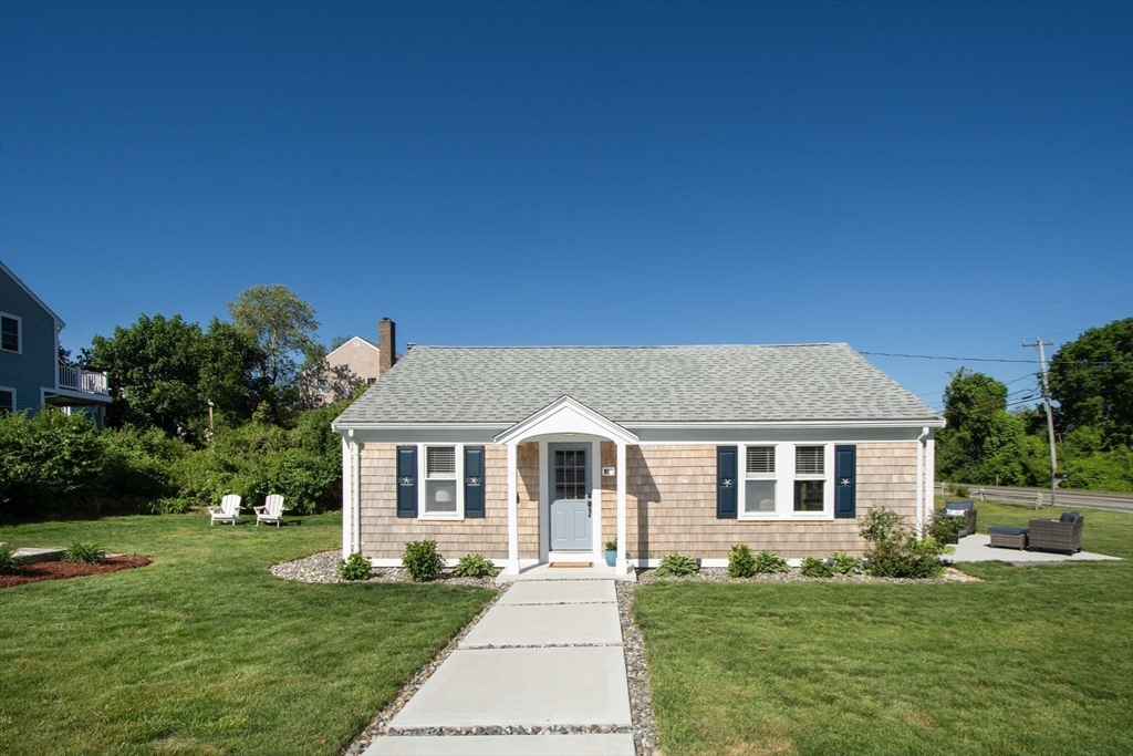 2-A Bodfish Ave