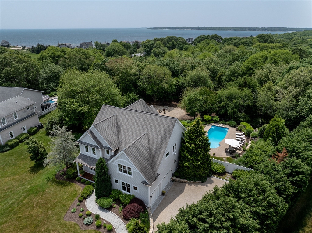 6 Ocean Breeze Ln