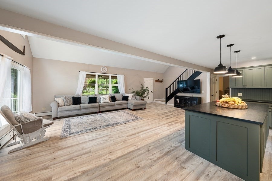115 River Rd, Rutland, MA, 115 River Rd, Rutland, MA Photo #9