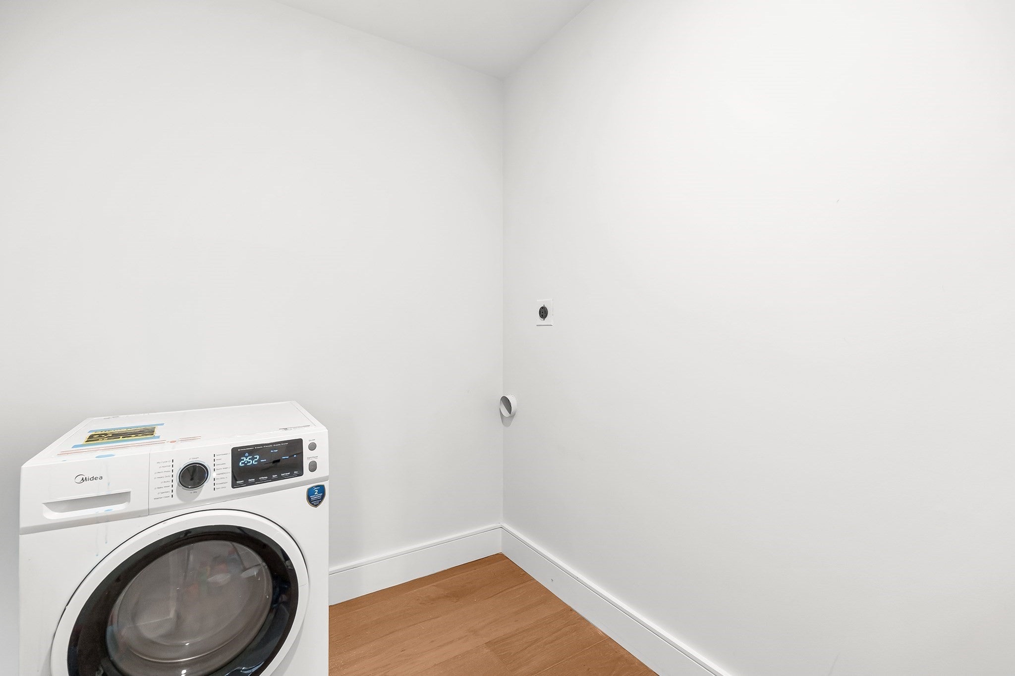 935 Washington St #8, Newton, MA, 935 Washington St #8, Newton, MA Photo #20