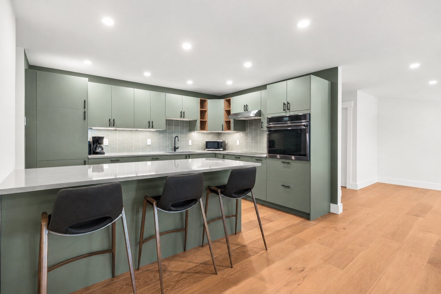 935 Washington St #8, Newton, MA, 935 Washington St #8, Newton, MA Photo #4