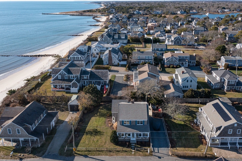 Harwich, Massachusetts 02646, United States, 4 Bedrooms Bedrooms, ,3 BathroomsBathrooms,Residential,Active,244555