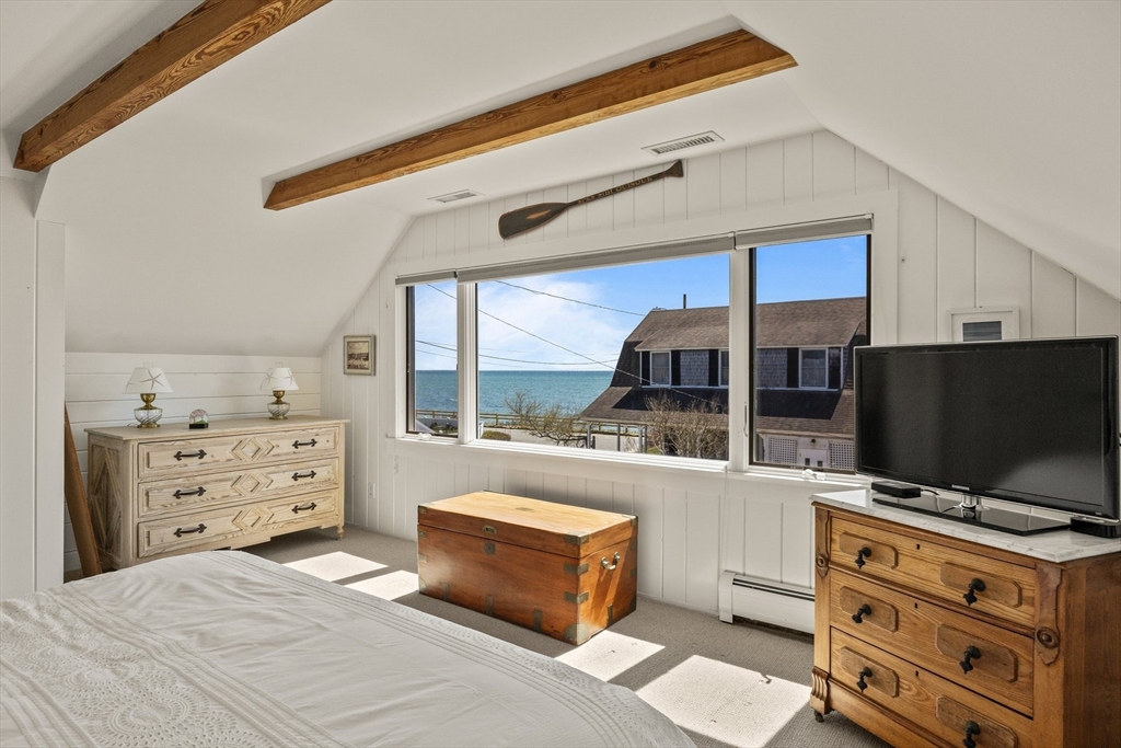 Harwich, Massachusetts 02646, United States, 4 Bedrooms Bedrooms, ,3 BathroomsBathrooms,Residential,Active,244555