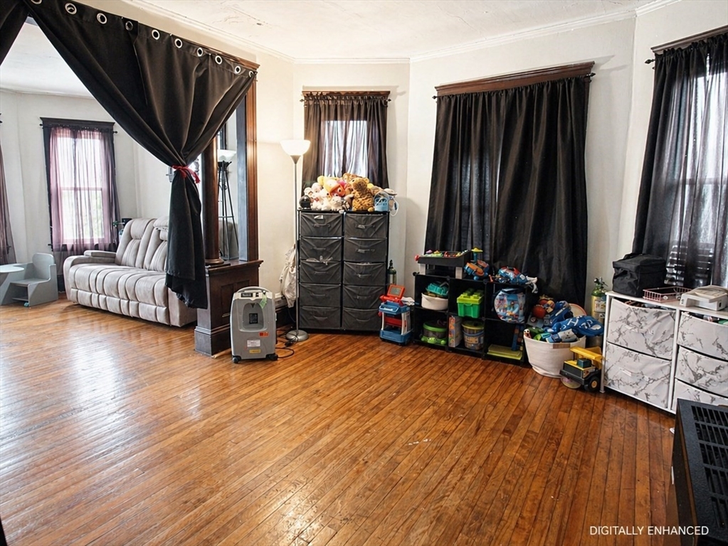 21 Sterling St, Worcester, MA Photo #18