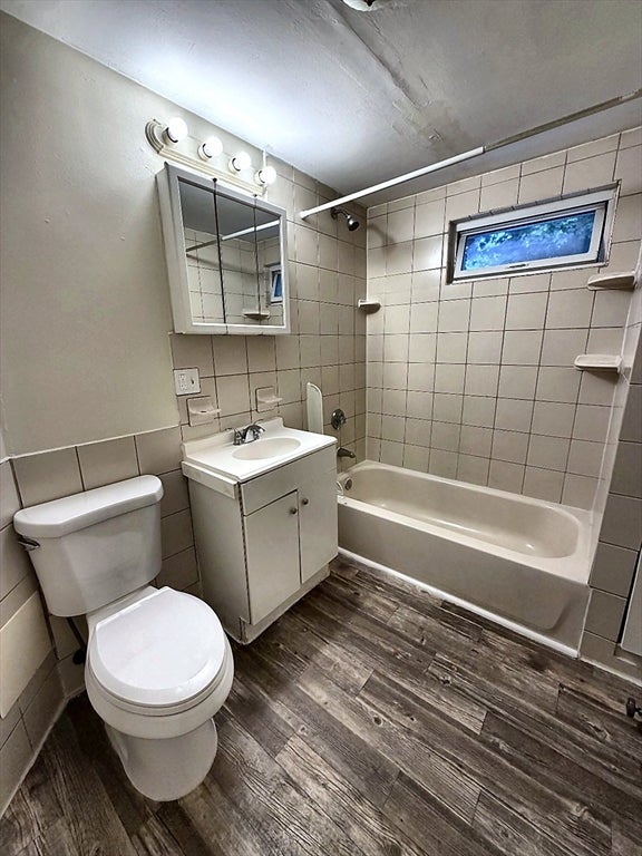 12 Exchange Ct #2, Waltham, MA, 12 Exchange Ct #2, Waltham, MA Photo #6