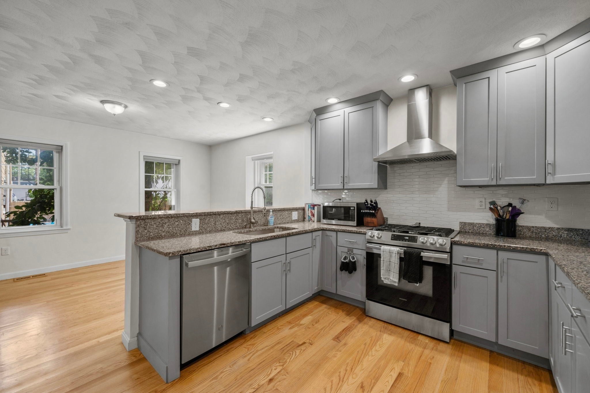 55 Cherry St 1
