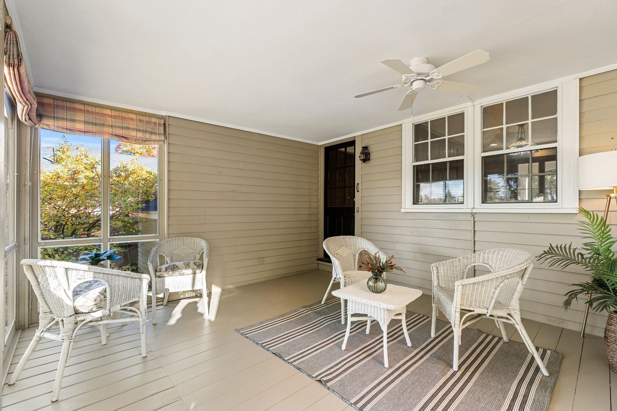20 Rivercliff Rd, Lowell, MA, 20 Rivercliff Rd, Lowell, MA Photo #24