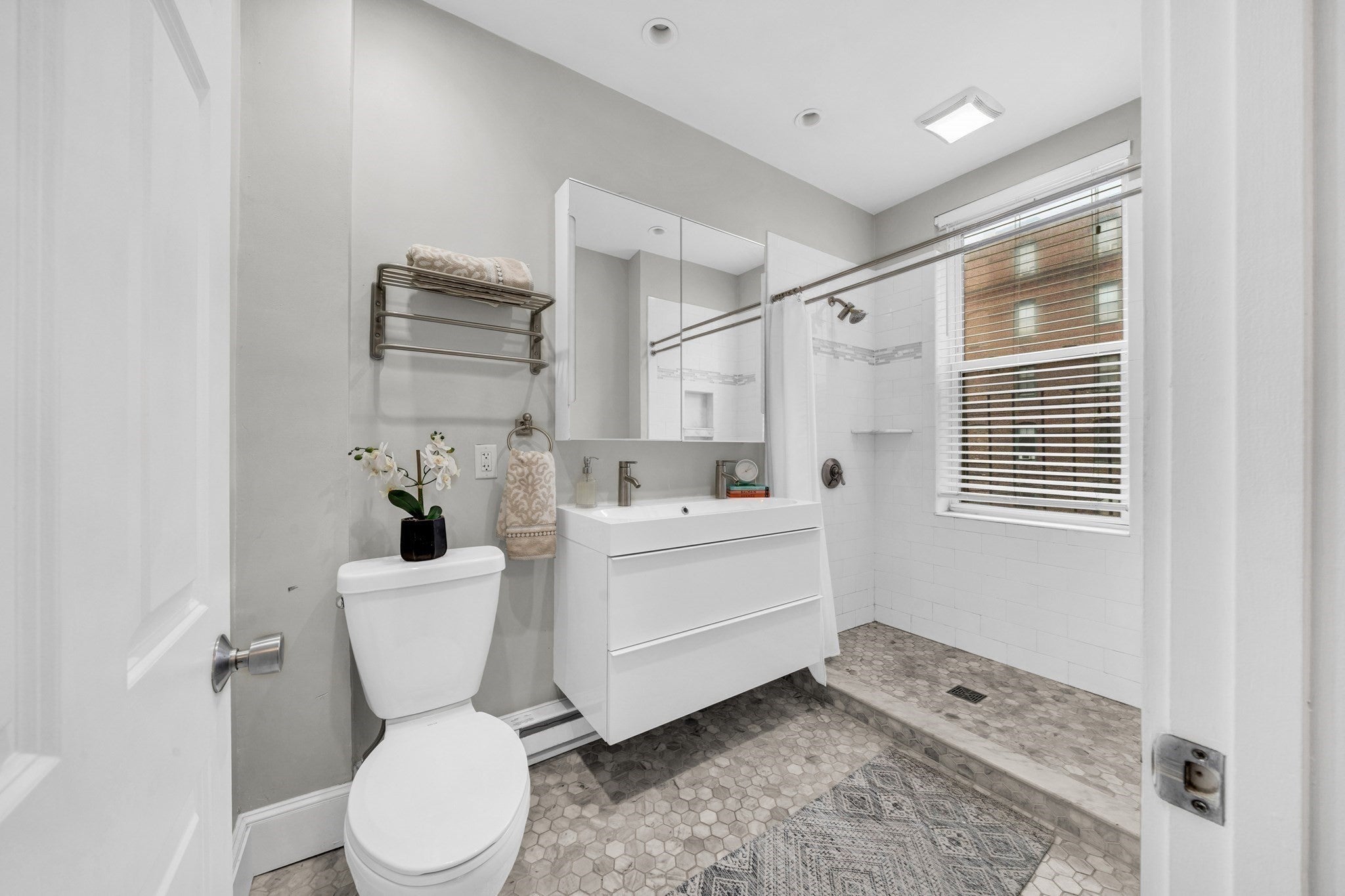 106-108 East Brookline St #3, Boston, MA, 106-108 East Brookline St #3, Boston, MA Photo #28