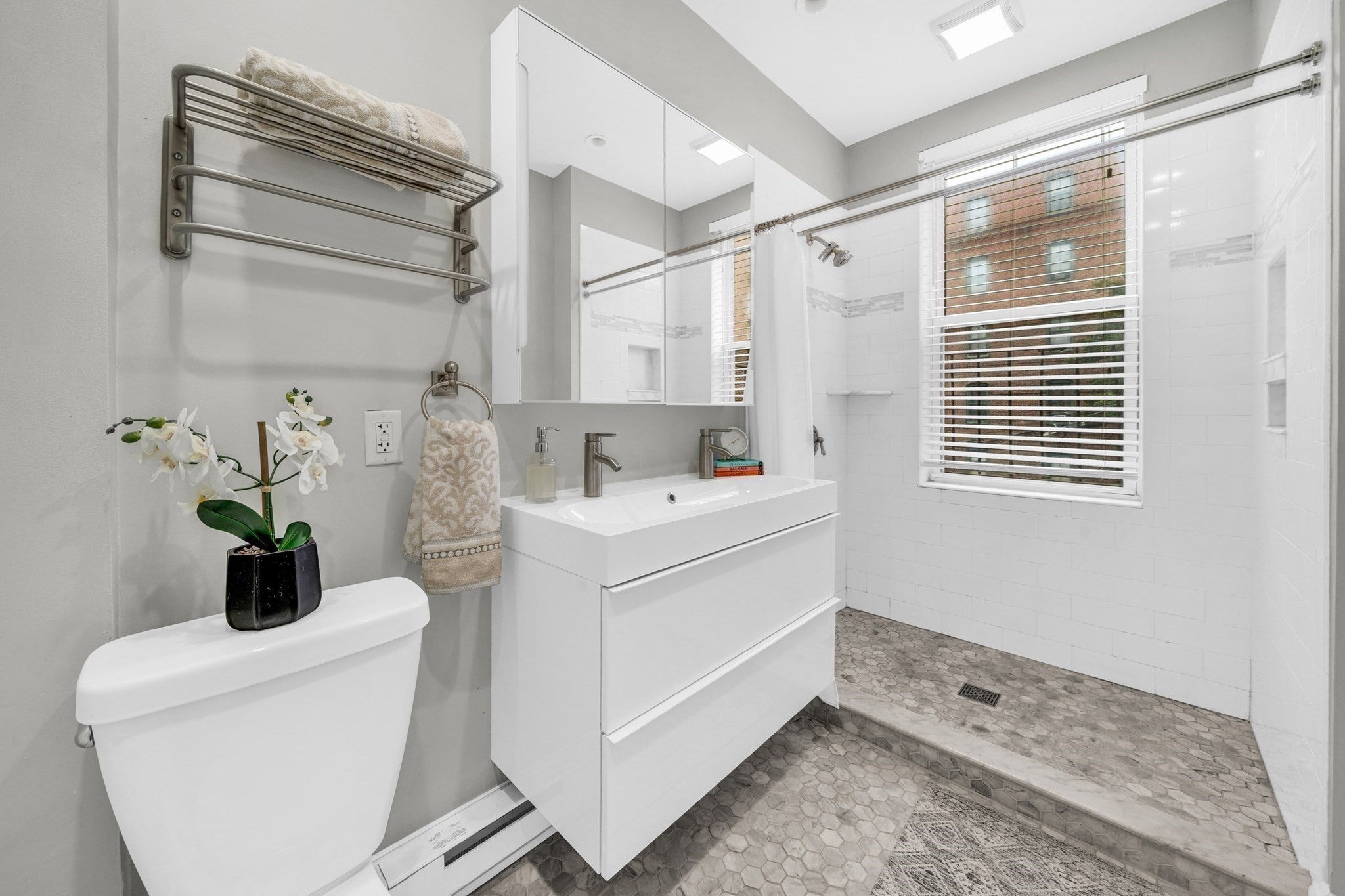 106-108 East Brookline St #3, Boston, MA, 106-108 East Brookline St #3, Boston, MA Photo #29