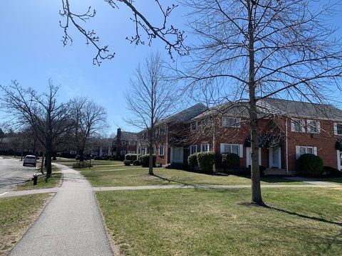 145 Emerson Garden 145 Lexington MA 02420