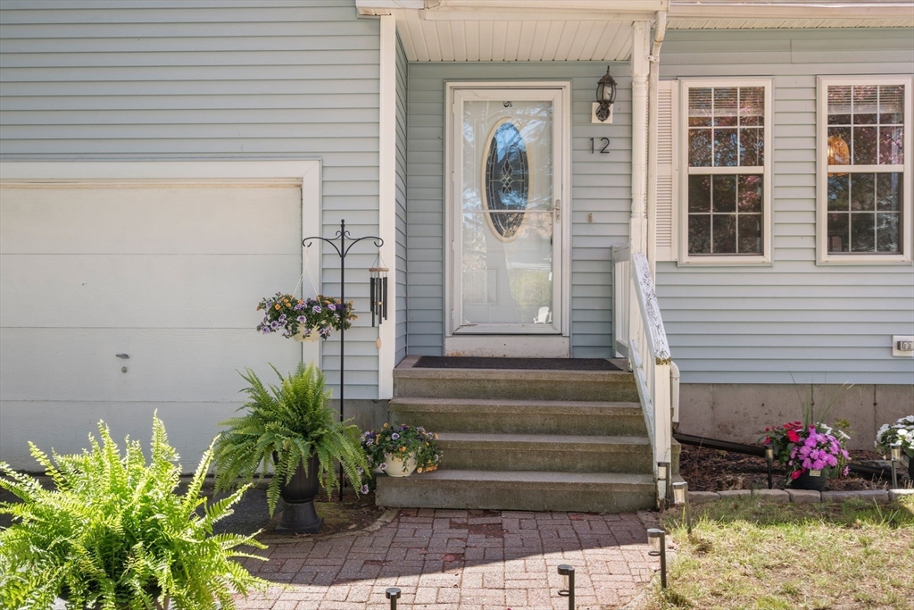 12 Magnolia Lane 12