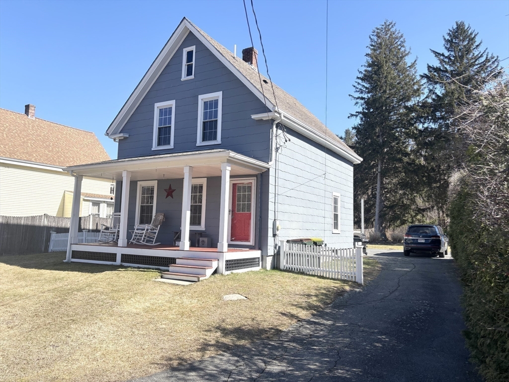 9 Ray Ave