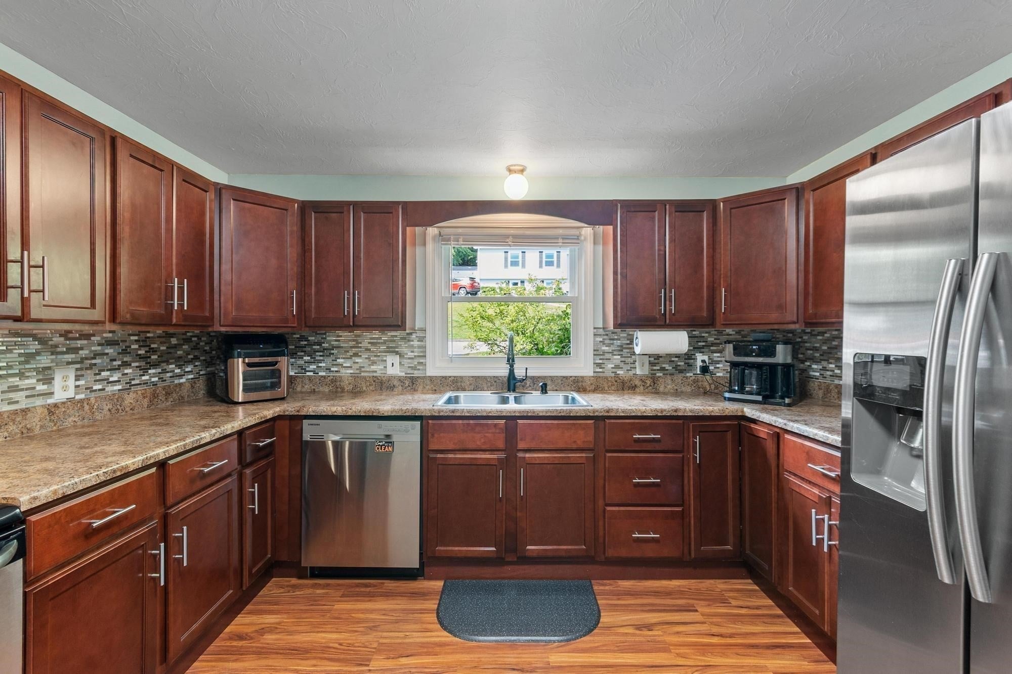 54 North St, Leominster, MA, 54 North St, Leominster, MA Photo #10