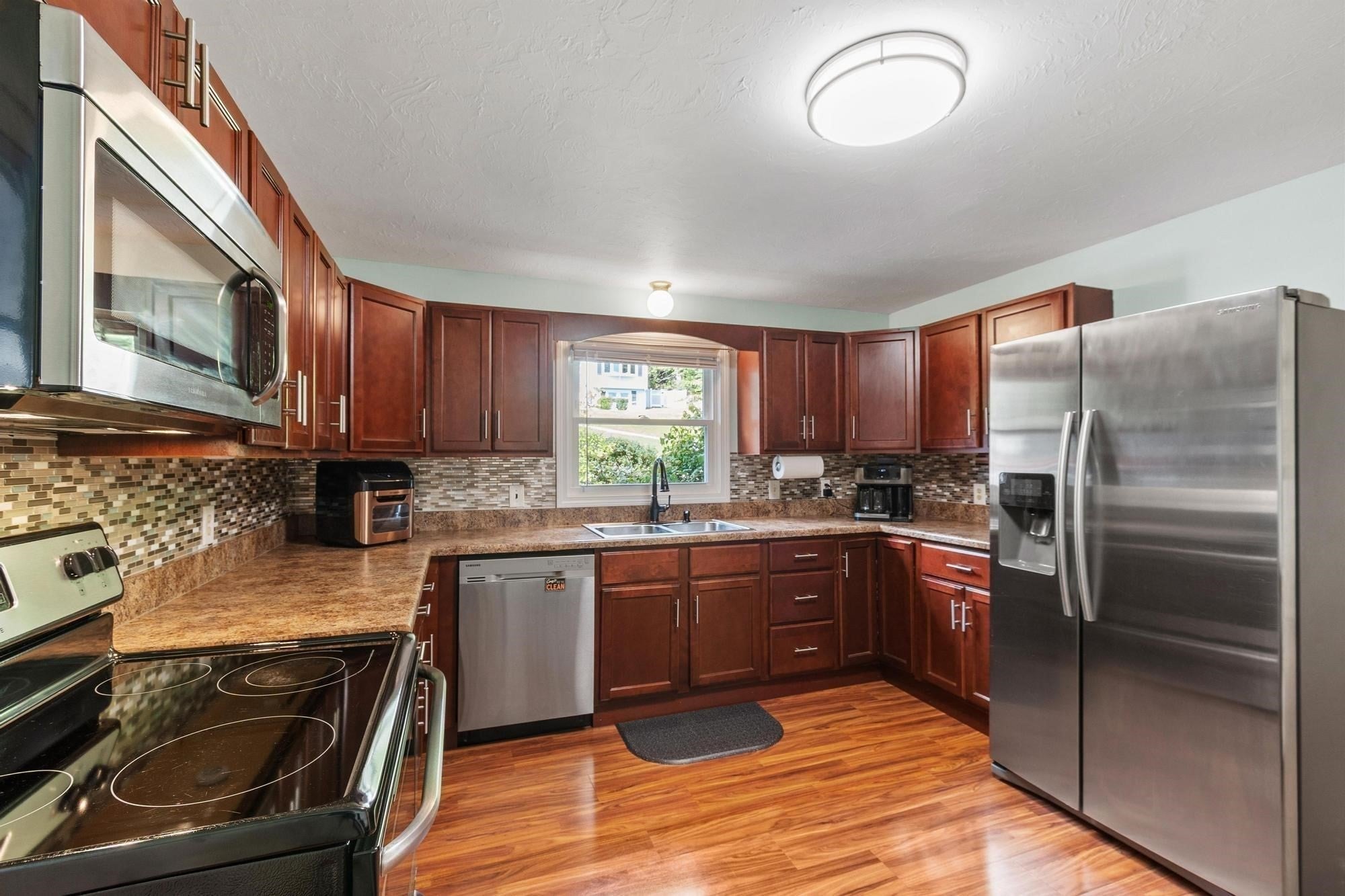 54 North St, Leominster, MA, 54 North St, Leominster, MA Photo #11