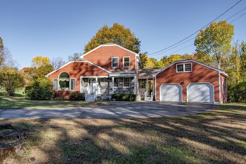 25 Settlers Way Dracut MA 01826