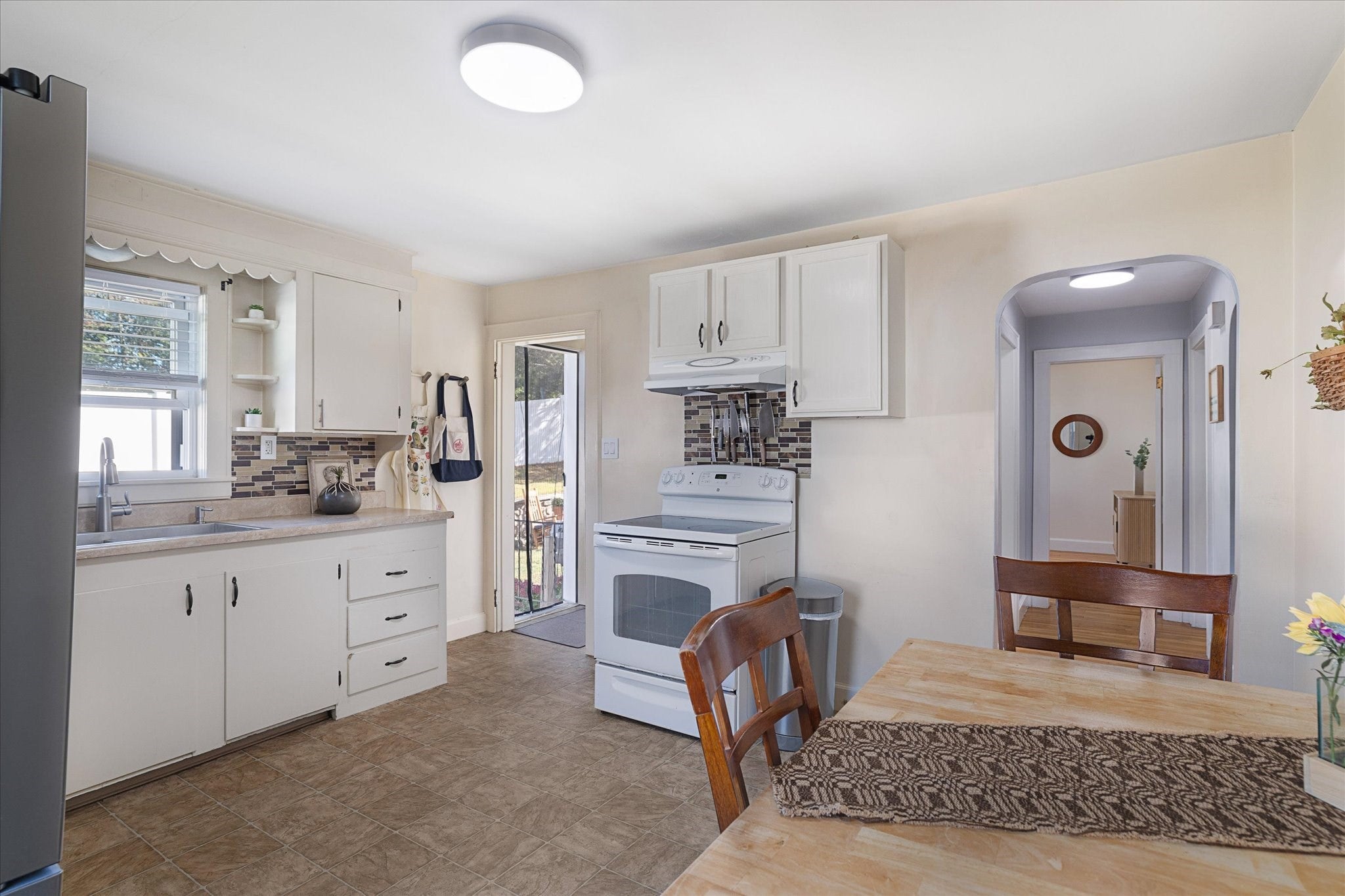 60 Mount Pleasant St, Milford, MA, 60 Mount Pleasant St, Milford, MA Photo #21