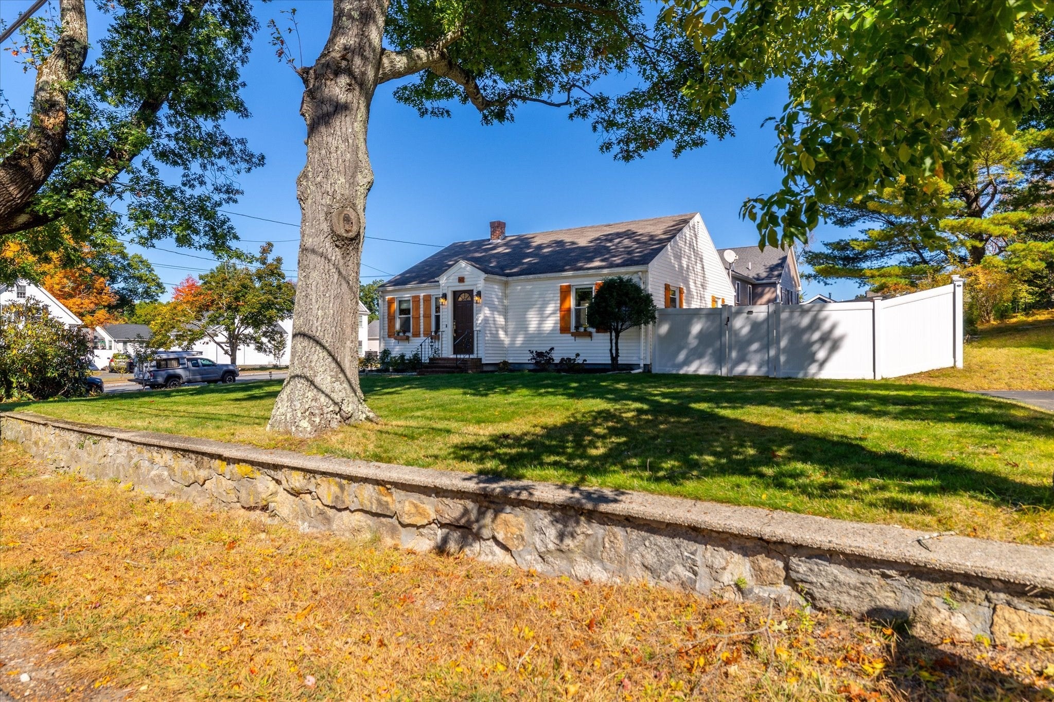 60 Mount Pleasant St, Milford, MA, 60 Mount Pleasant St, Milford, MA Photo #2