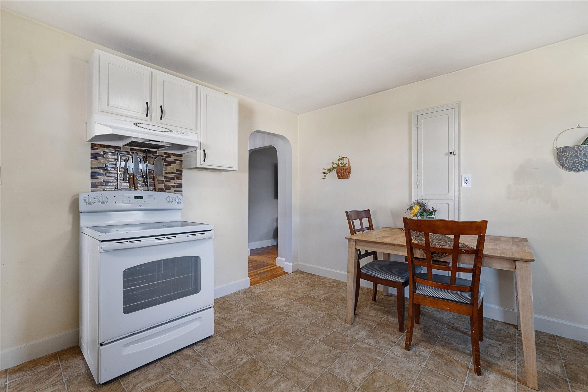 60 Mount Pleasant St, Milford, MA, 60 Mount Pleasant St, Milford, MA Photo #23