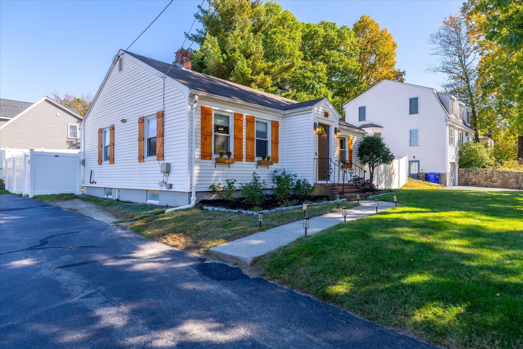 60 Mount Pleasant St, Milford, MA, 60 Mount Pleasant St, Milford, MA Photo #4