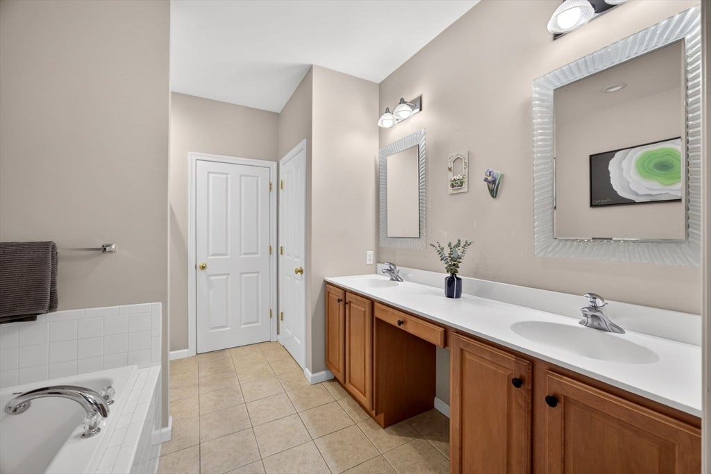 12 Belltree, Plymouth, MA Photo #21