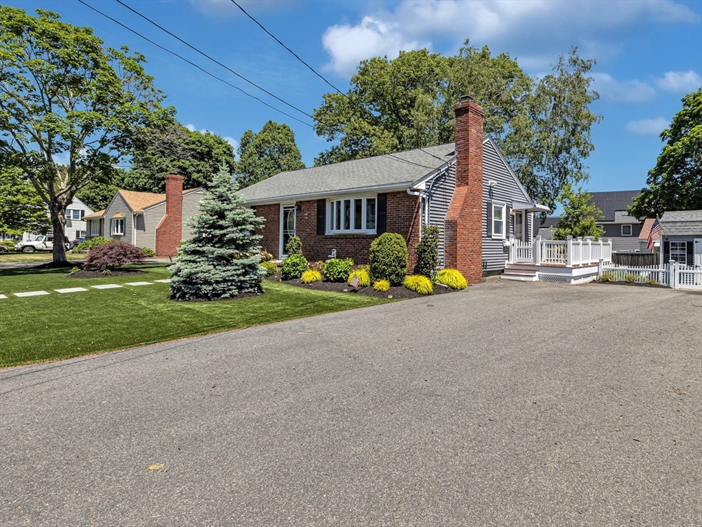 13 Willard St