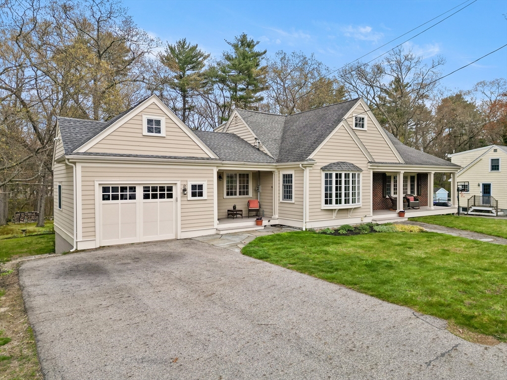 27 Colrain Rd