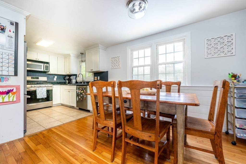 16 Uncle Stanleys Way