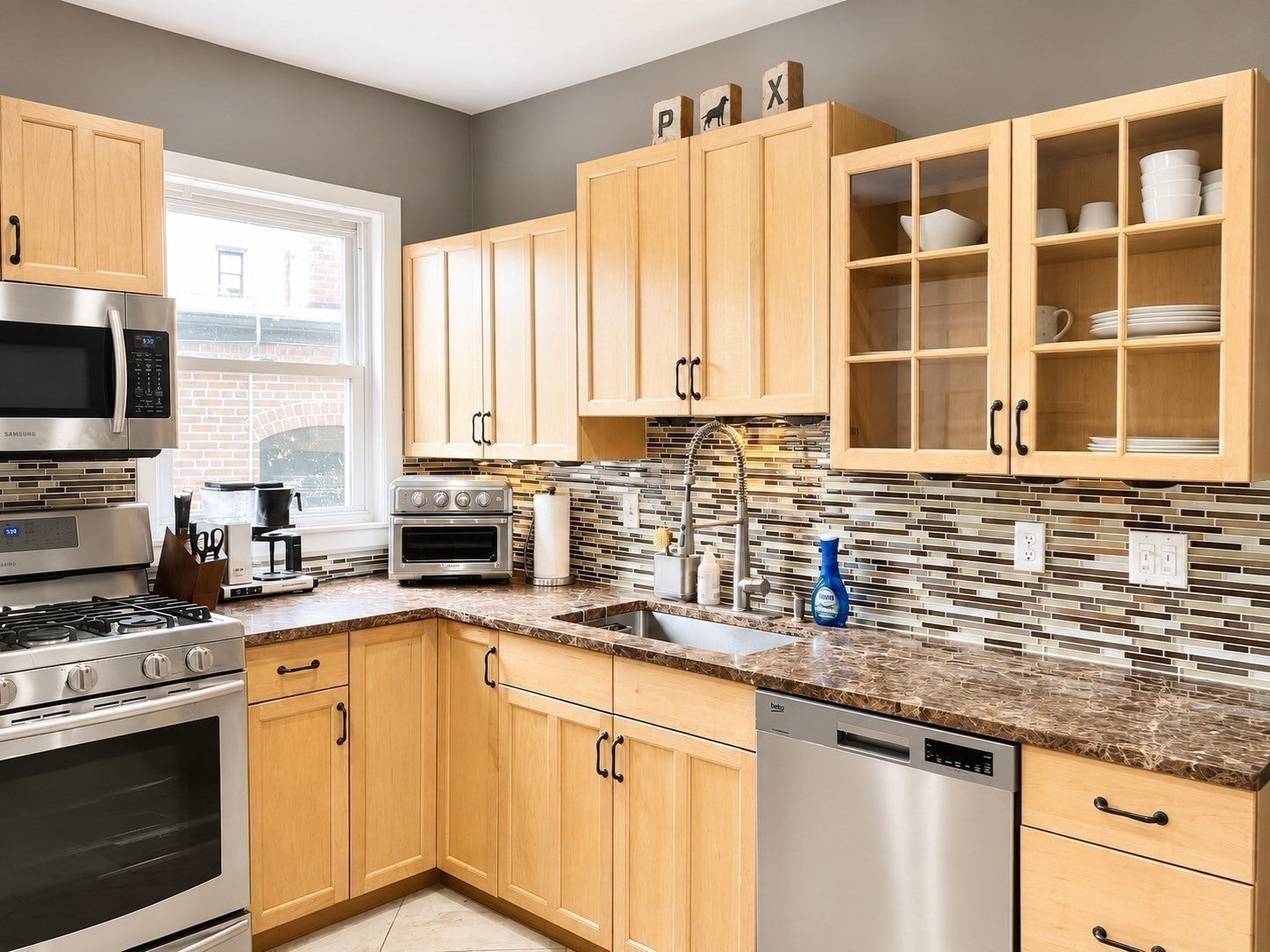 72 Bakersfield St 1, Boston MA 02125