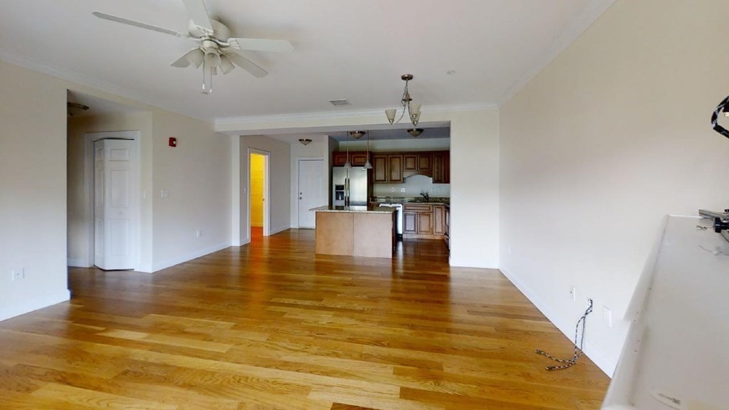 560 Lebanon St 301