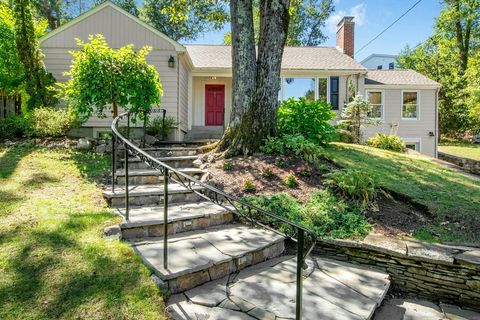 71 Brookside Rd Needham MA 02492