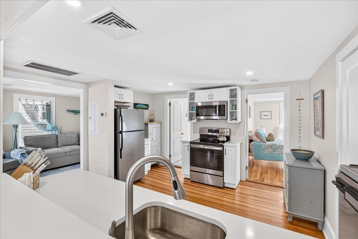 4 Atlantic St #4, Plymouth, MA, 4 Atlantic St #4, Plymouth, MA Photo #12