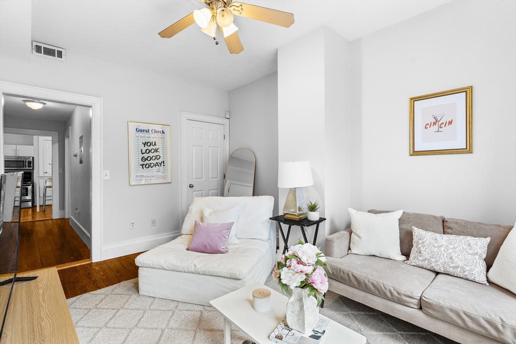 181 W 5th St 2