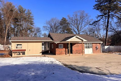 Photo of 288 Buck Pond Rd, Westfield, MA 01085 (MLS # 73468180)