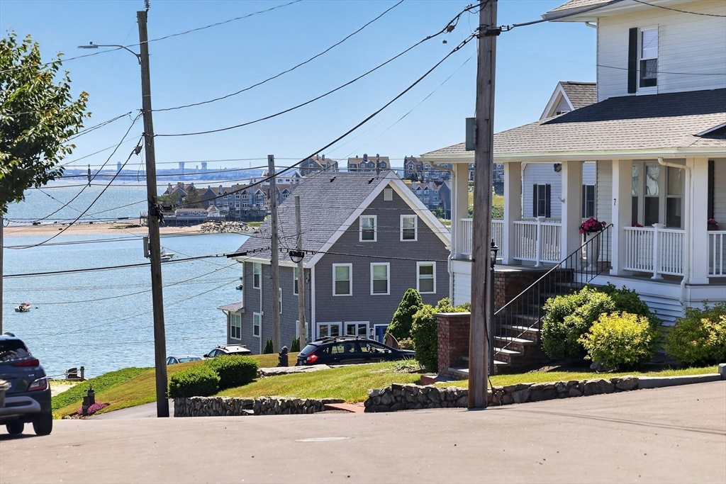 8 Standish Avenue