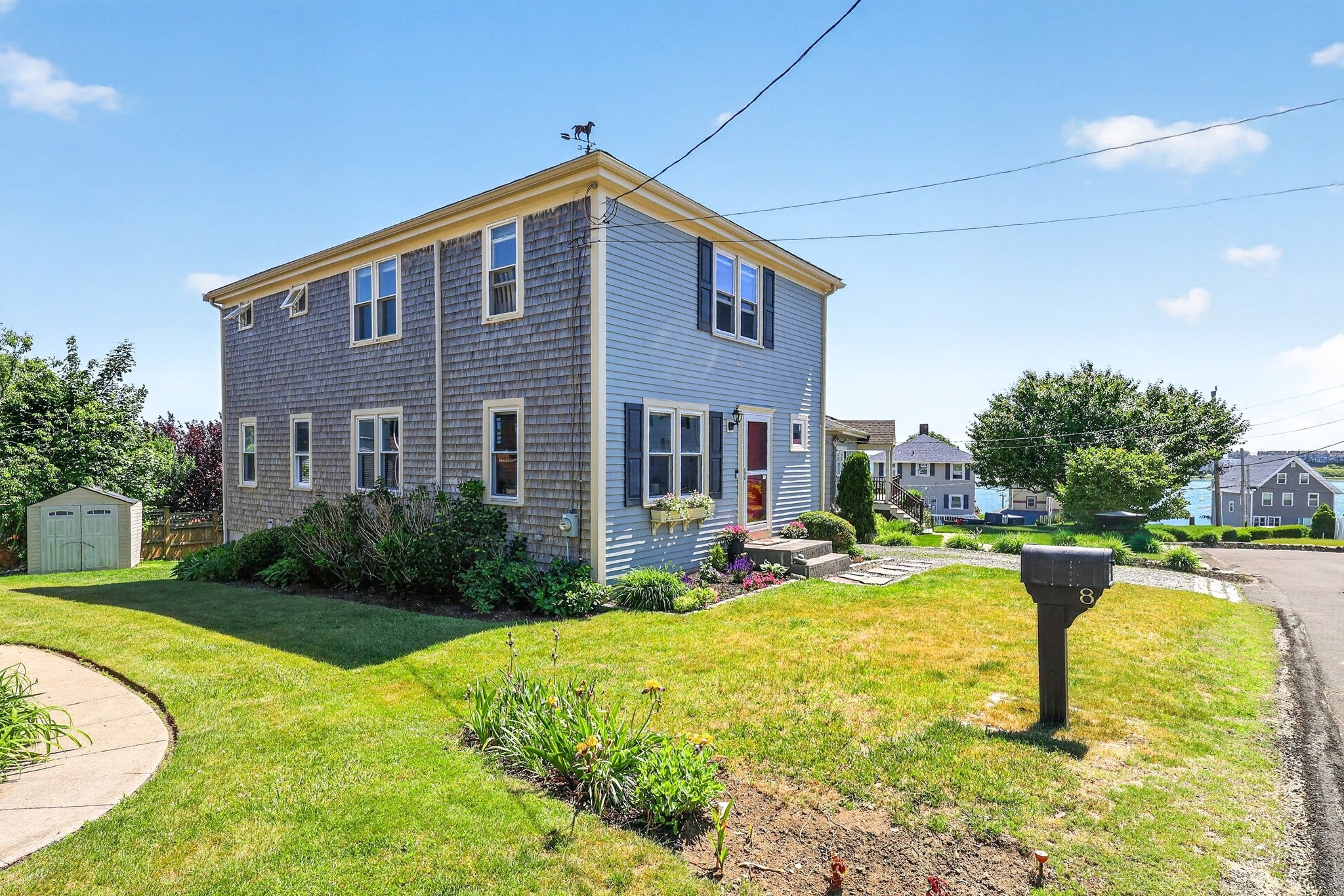 8 Standish Avenue