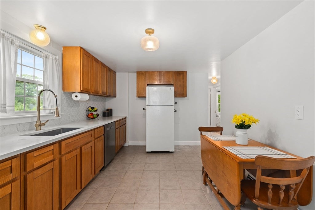 105 Patterson St, Attleboro, MA, 105 Patterson St, Attleboro, MA Photo #10