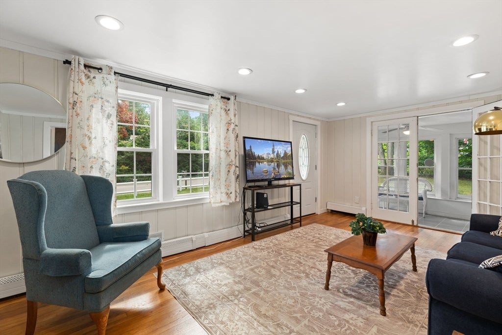 105 Patterson St, Attleboro, MA, 105 Patterson St, Attleboro, MA Photo #4