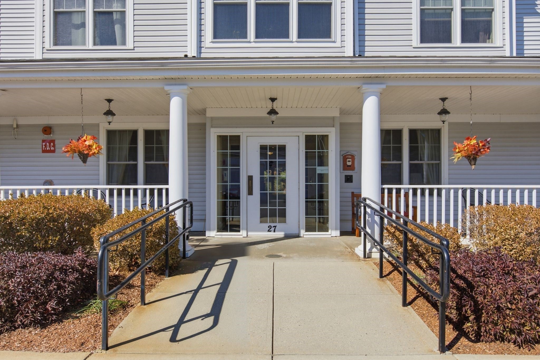 27 Hartland Way 304