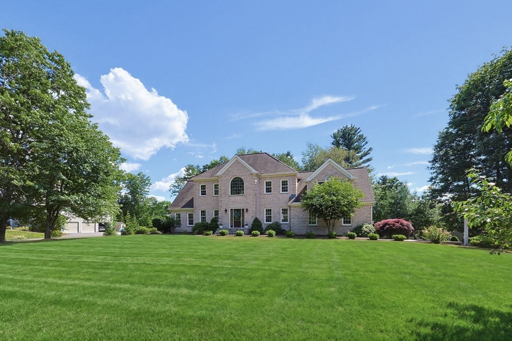 15 Saddle Ridge Rd.