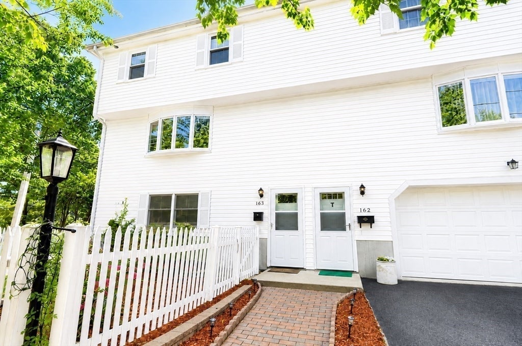 160 Cypress Street #160, Watertown, MA, 160 Cypress Street #160, Watertown, MA Photo #14