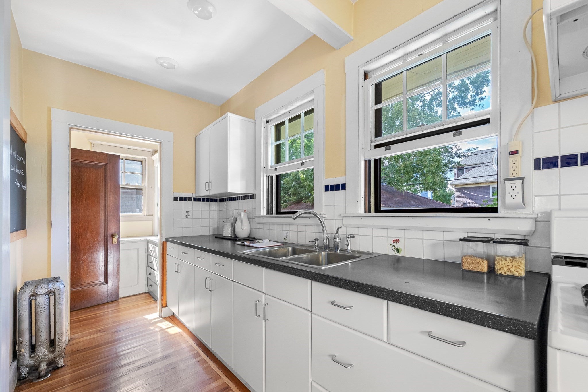 8 Centervale Park, Boston, MA, 8 Centervale Park, Boston, MA Photo #19