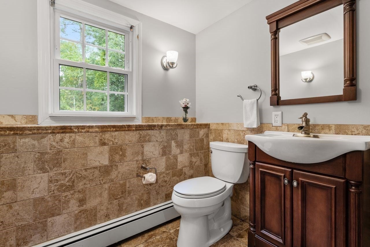 10 Millbrook Dr, Plainville, MA, 10 Millbrook Dr, Plainville, MA Photo #4