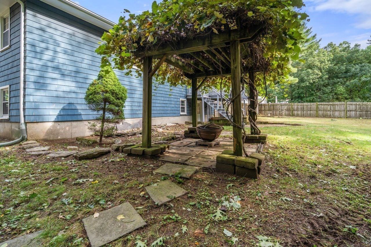 10 Millbrook Dr, Plainville, MA, 10 Millbrook Dr, Plainville, MA Photo #20