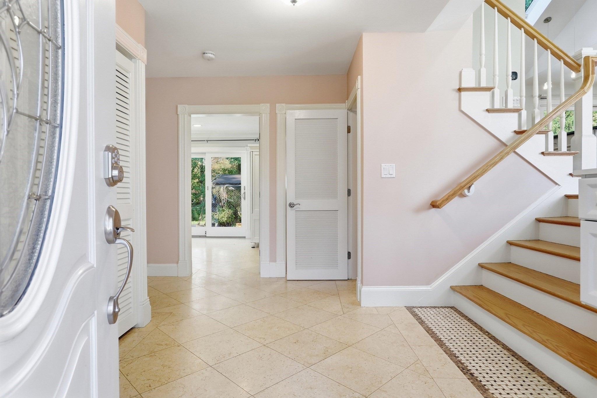 123 Lincoln Pkwy