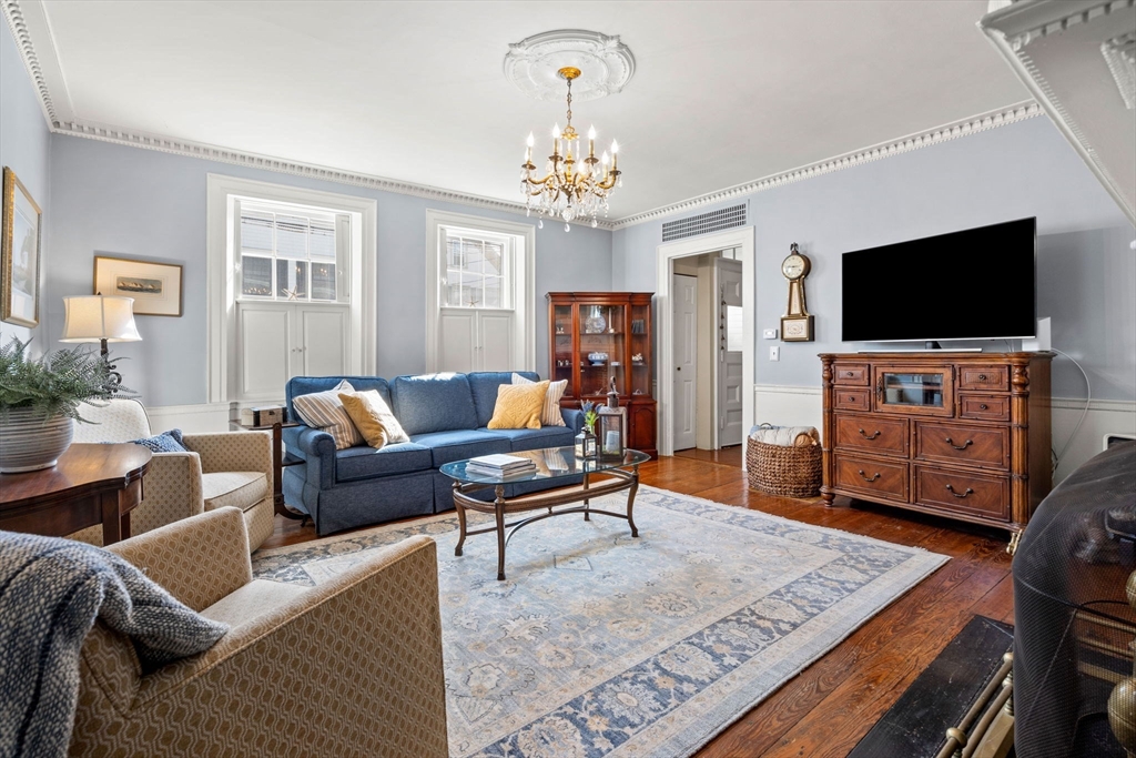 177 Merrimac St 1
