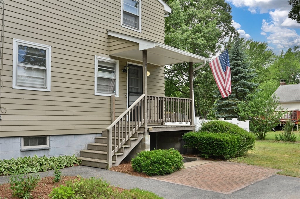 68 Kernwood Ave