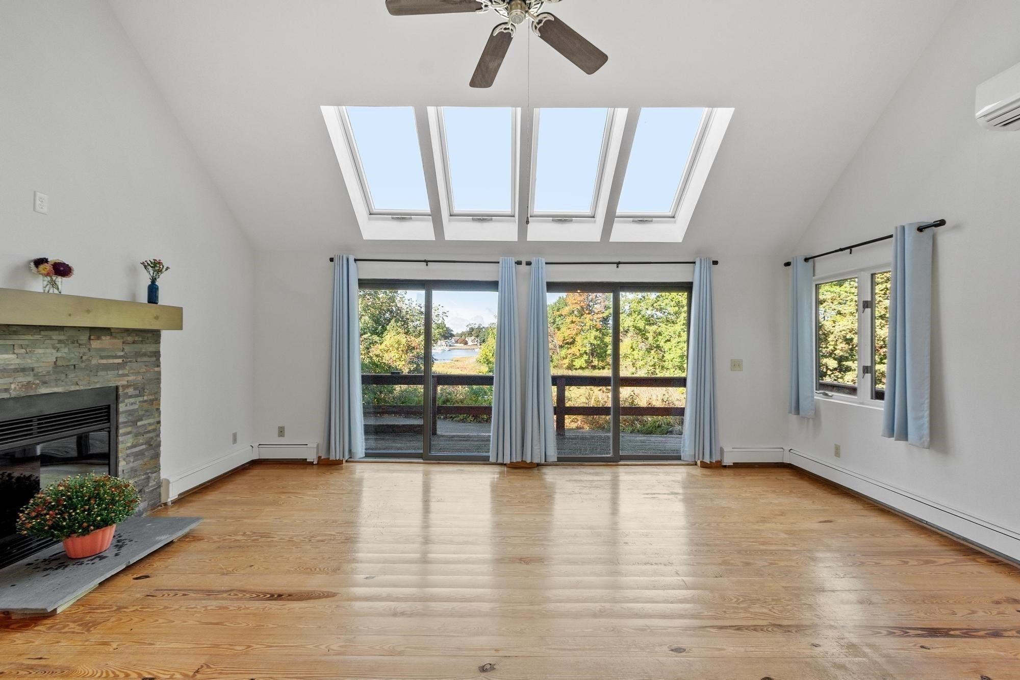 7 Hutton St, Danvers, MA, 7 Hutton St, Danvers, MA Photo #9