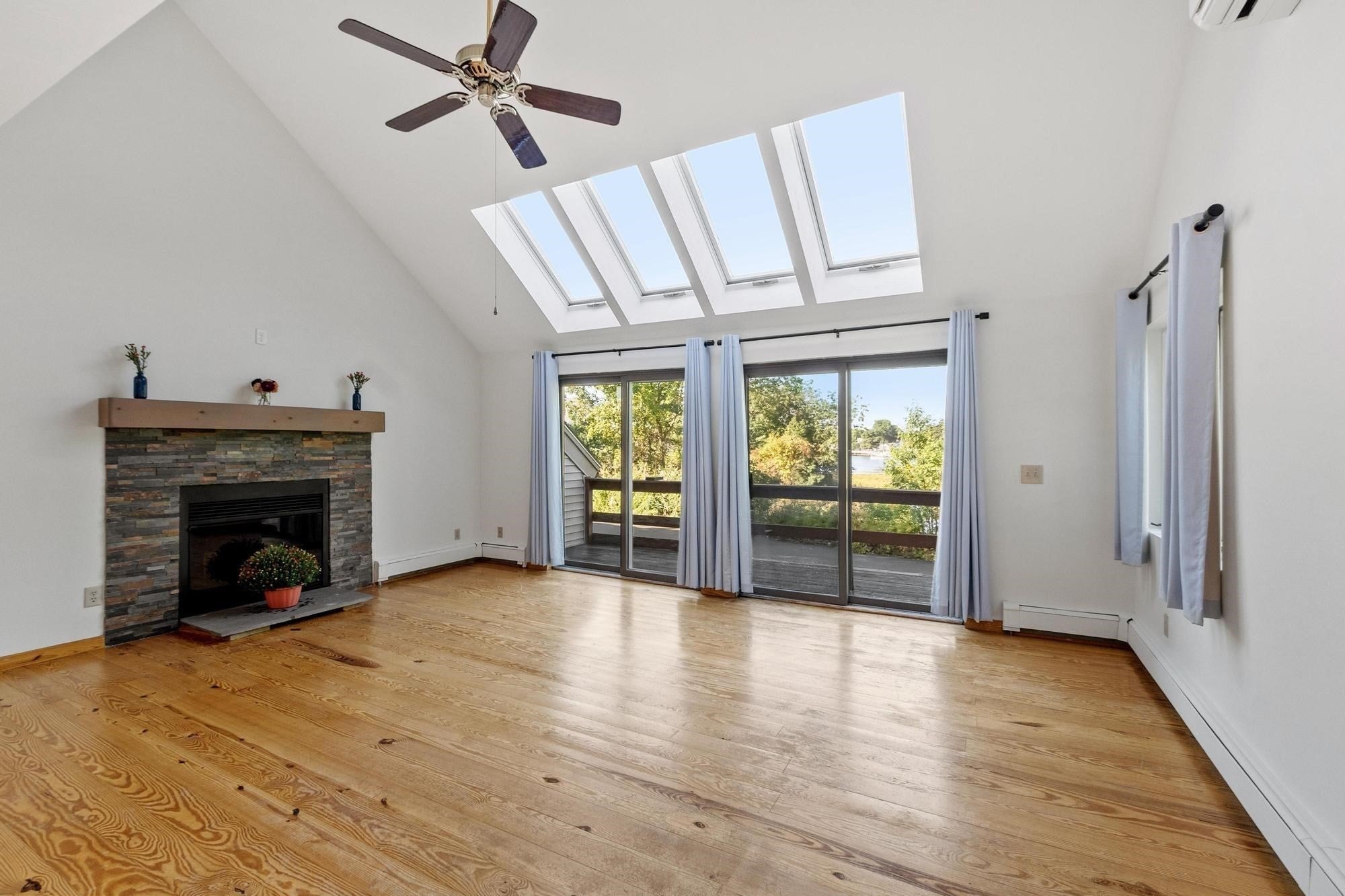 7 Hutton St, Danvers, MA, 7 Hutton St, Danvers, MA Photo #8